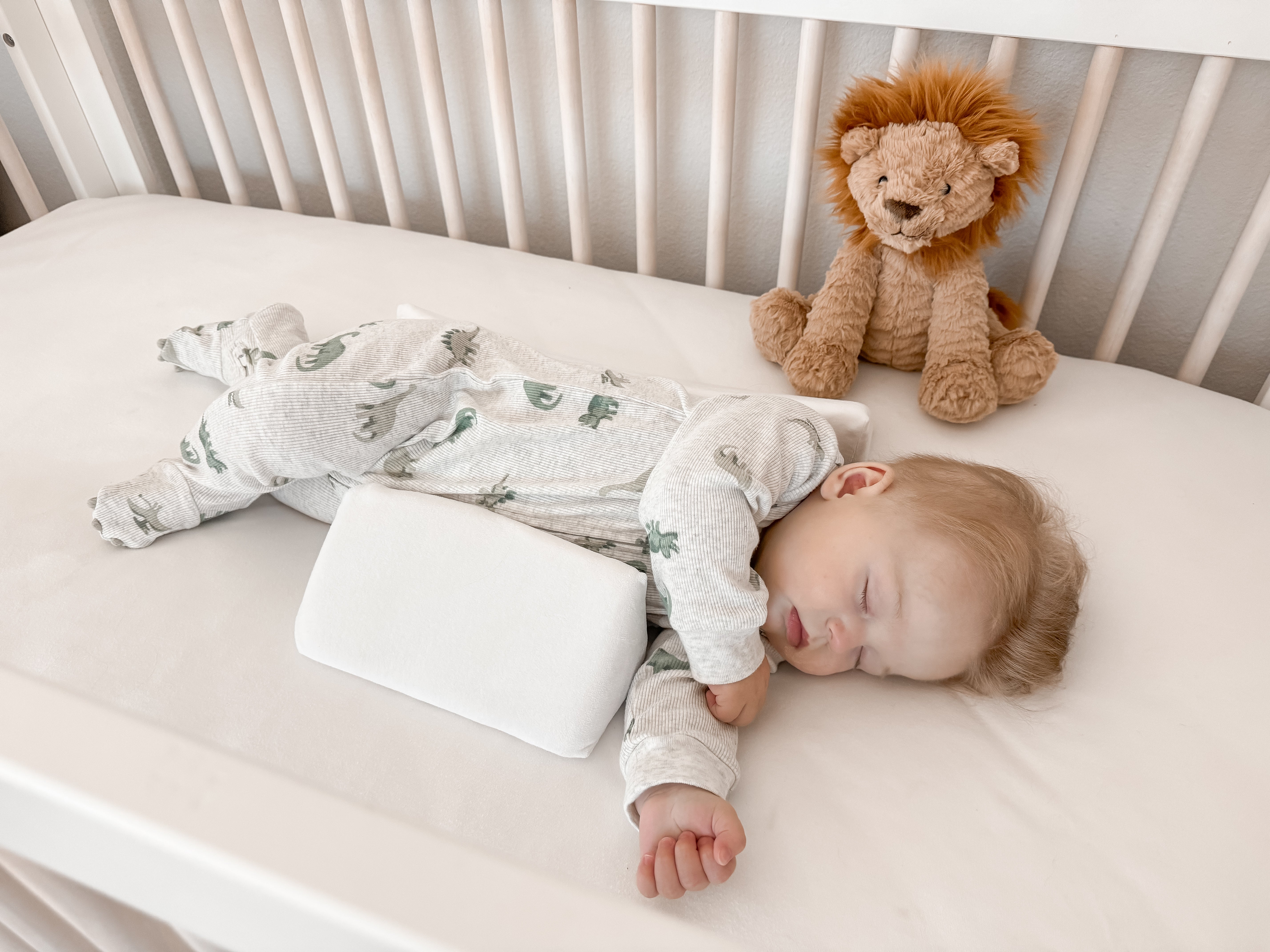 Baby Side Sleeper Weddge Adjustable Soft and Breathable Pillow